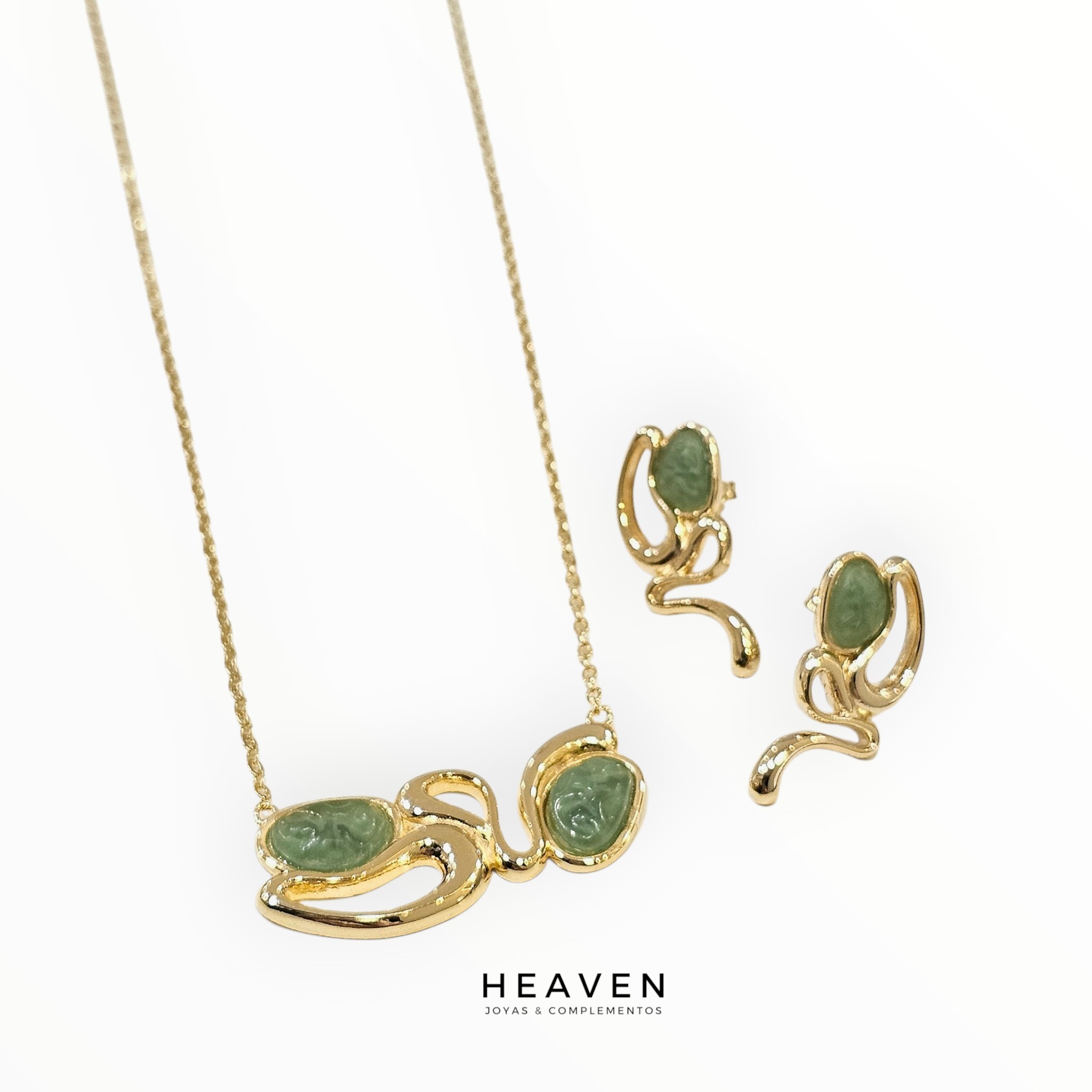 Juego enchapado en oro. Resina verde