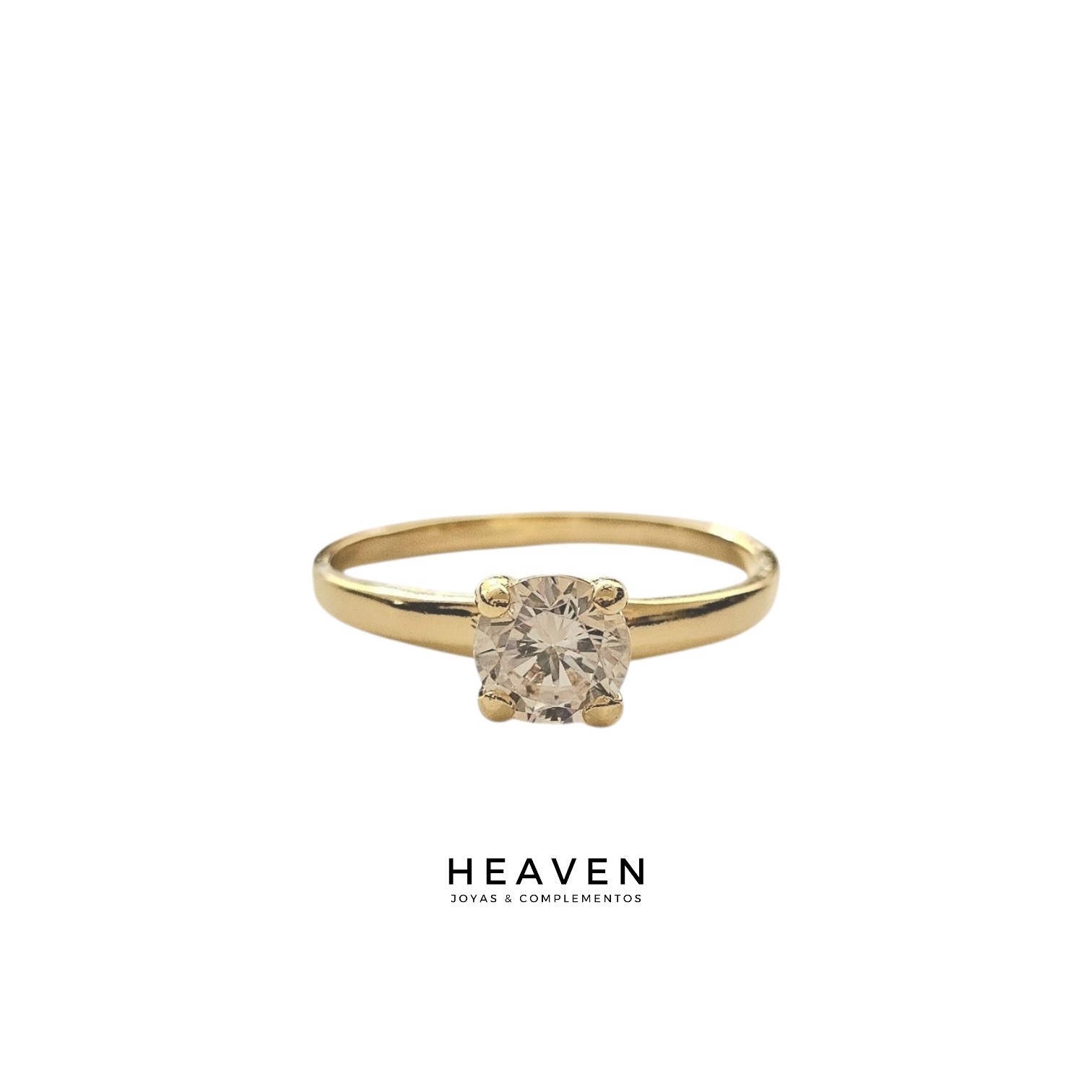 Anillo en enchapado en oro. Zirconia blanca