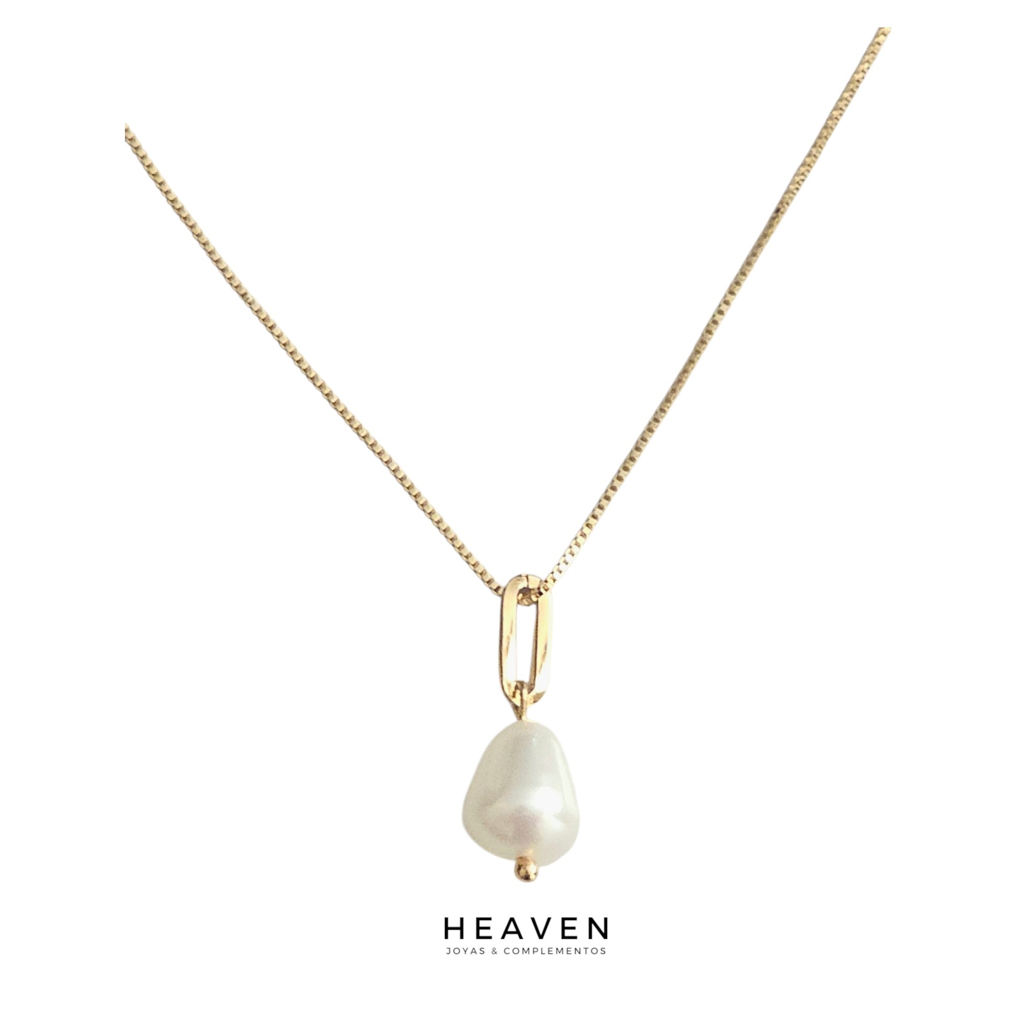 Cadena enchapada en oro. Perla blanca