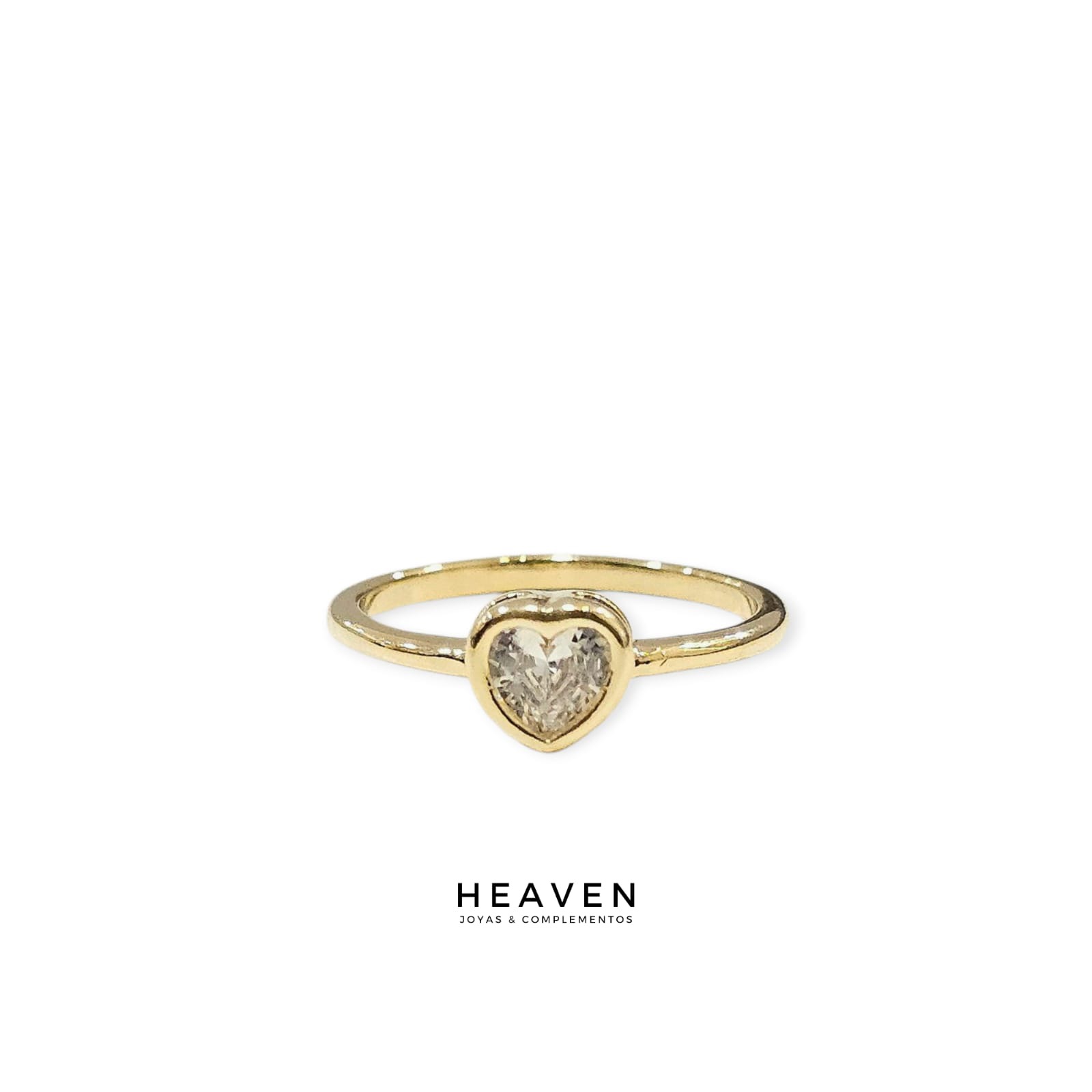 Anillo en enchapado en oro. Corazón. Zirconia blanca