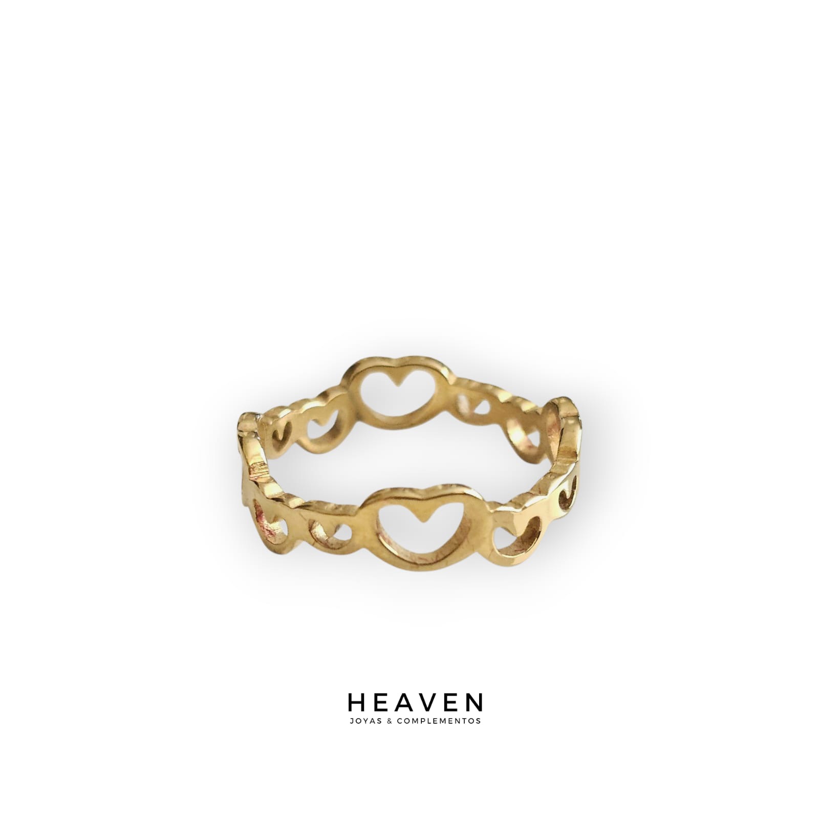 Anillo en enchapado en oro. Línea dde corazones